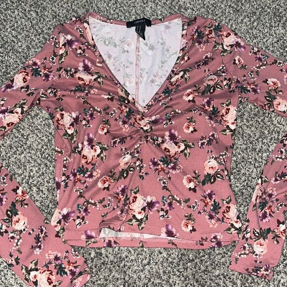 Forever 21 - Pink Floral - Long Sleeve Too - M - Picture 1 of 3
